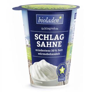 Schlagsahne im Becher
